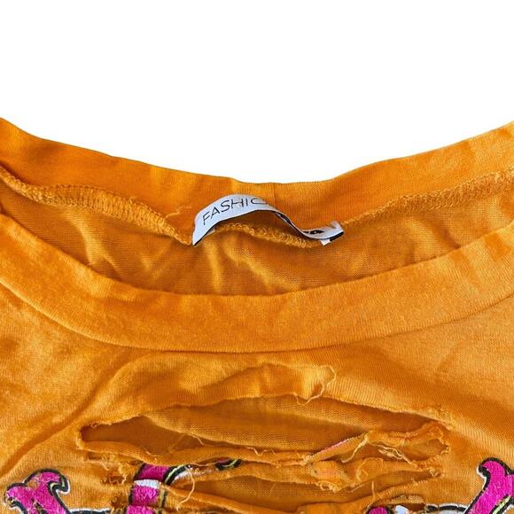 Fashion Nova Eagles California Ripped Fitted Graphic Knot Crop Tee Size Small - Picture 4 of 7